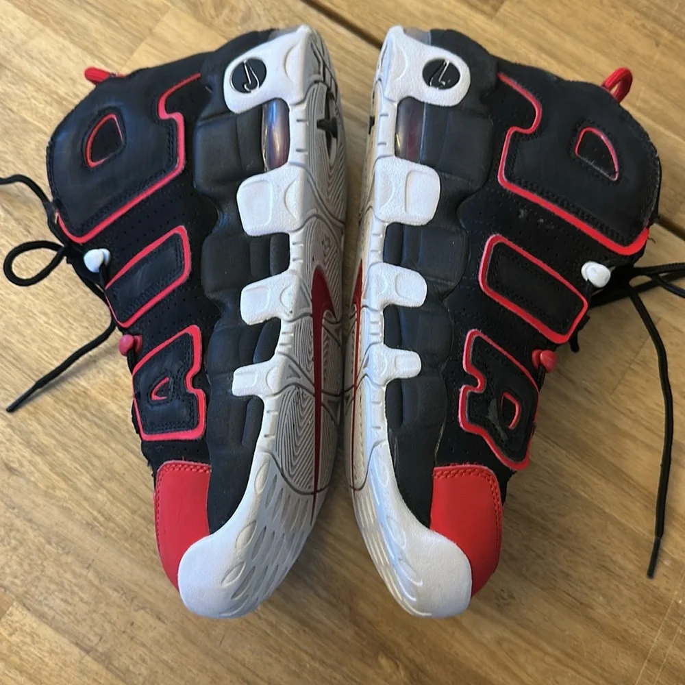 NIKE Untempo 96 sneakers